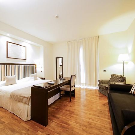 Terrazza Marconi Hotel&Spamarine เซนีกัลเลีย ภายนอก รูปภาพ