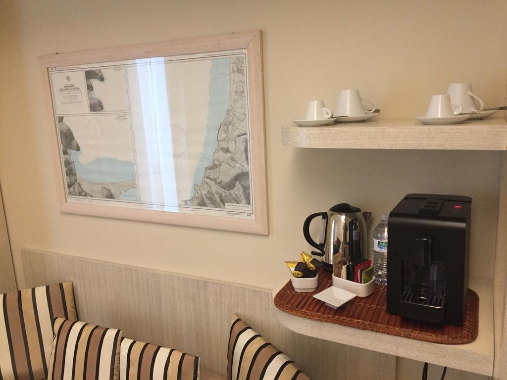 Terrazza Marconi Hotel&Spamarine เซนีกัลเลีย ภายนอก รูปภาพ